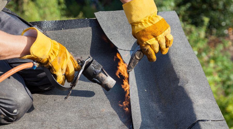 Professional residential roofers in Chassell, MI